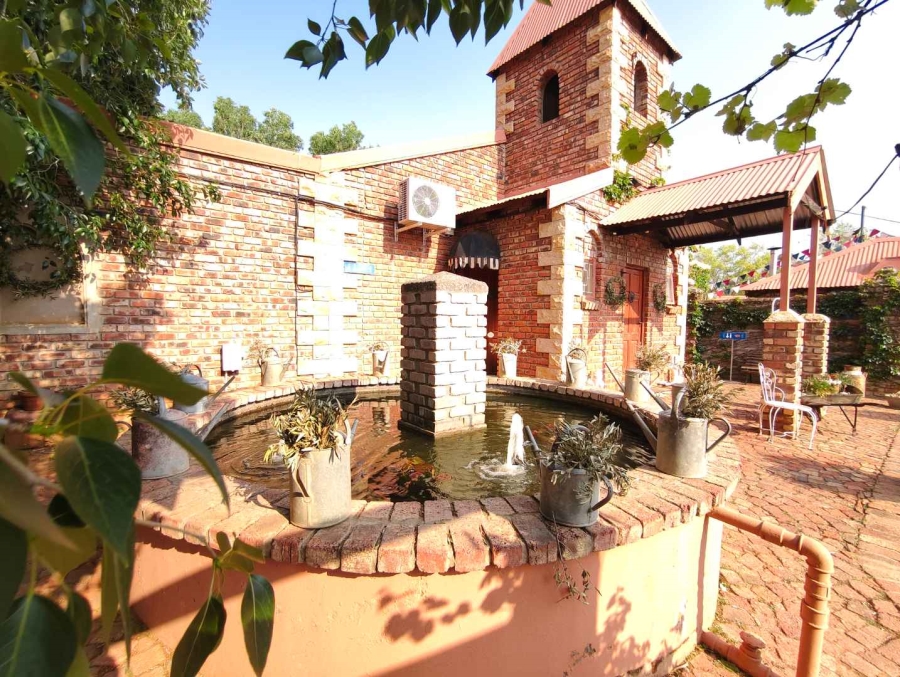 6 Bedroom Property for Sale in Quaggafontein Free State